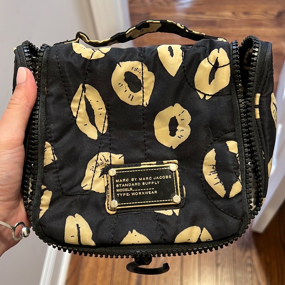 Marc Jacob’s travel makeup bag
